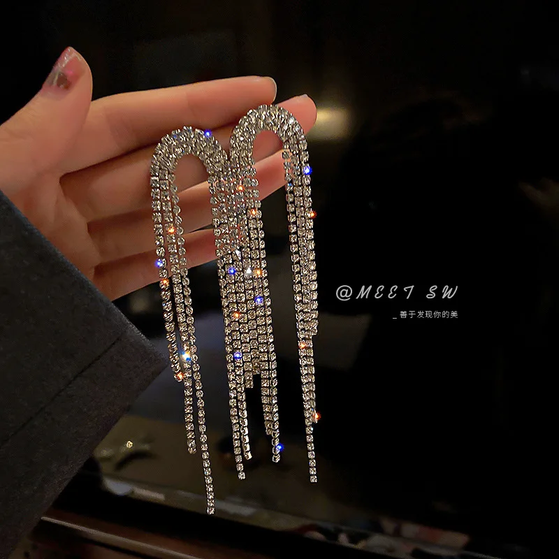 Exaggerated Long Fringe Earrings Elegant High-End Elegant Earrings Women's 2022 New Popular Online Red Earrings
Exaggerated Long Fringe Earrings Elegant High-End Elegant Earrings Women's 2022 New Popular Online Red Earrings