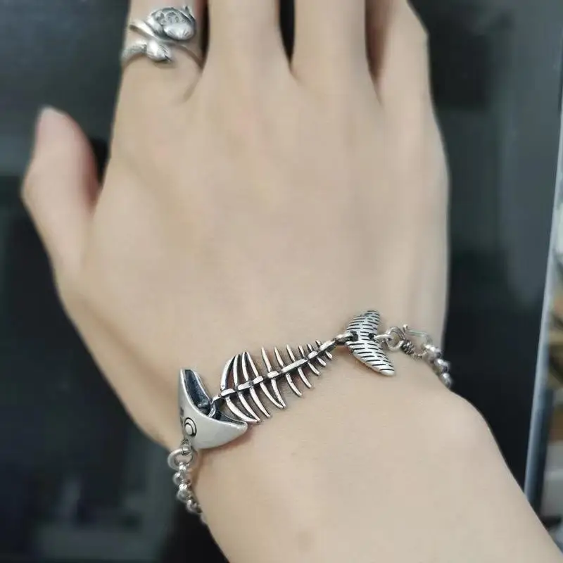 Small Fish Bone Chain Bracelet Feet Chain Retro vintage ethnic style men and women's simple and elegant bracelets
Small Fish Bone Chain Bracelet Feet Chain Retro vintage ethnic style men and women's simple and elegant bracelets