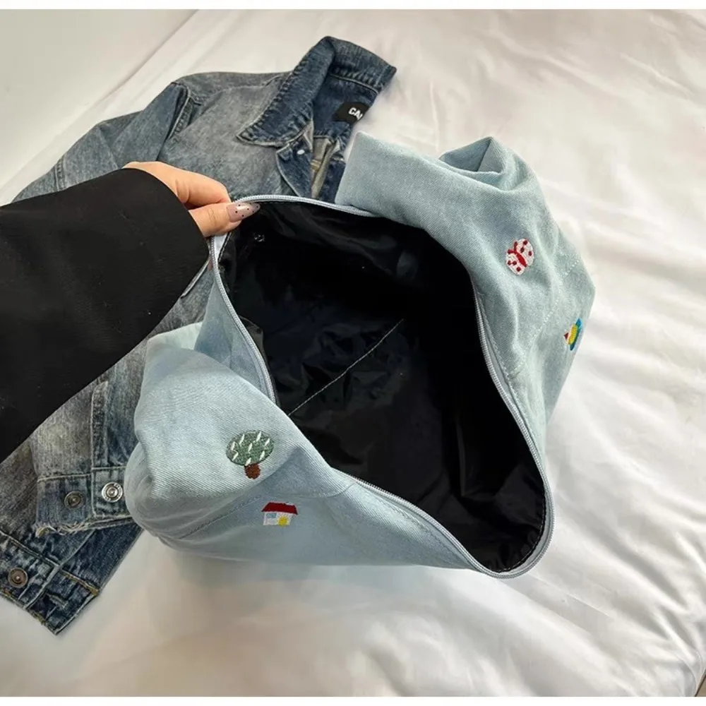 Zipper Closure Shoulder Bag Embroidered Design Korean Style Canvas Bag Sweet Style Cute Design Large-capacity Bag Class Use Zipper Closure Shoulder Bag Embroidered Design Korean Style Canvas Bag Sweet Style Cute Design Large-capacity Bag Class Use