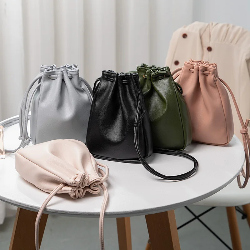 New Women Handbags Pu Leather Shoulder Bags Phone Purse for Girls Female Large Capacity Crossbody Bags Shoulder Bags with Strap
New Women Handbags Pu Leather Shoulder Bags Phone Purse for Girls Female Large Capacity Crossbody Bags Shoulder Bags with Strap