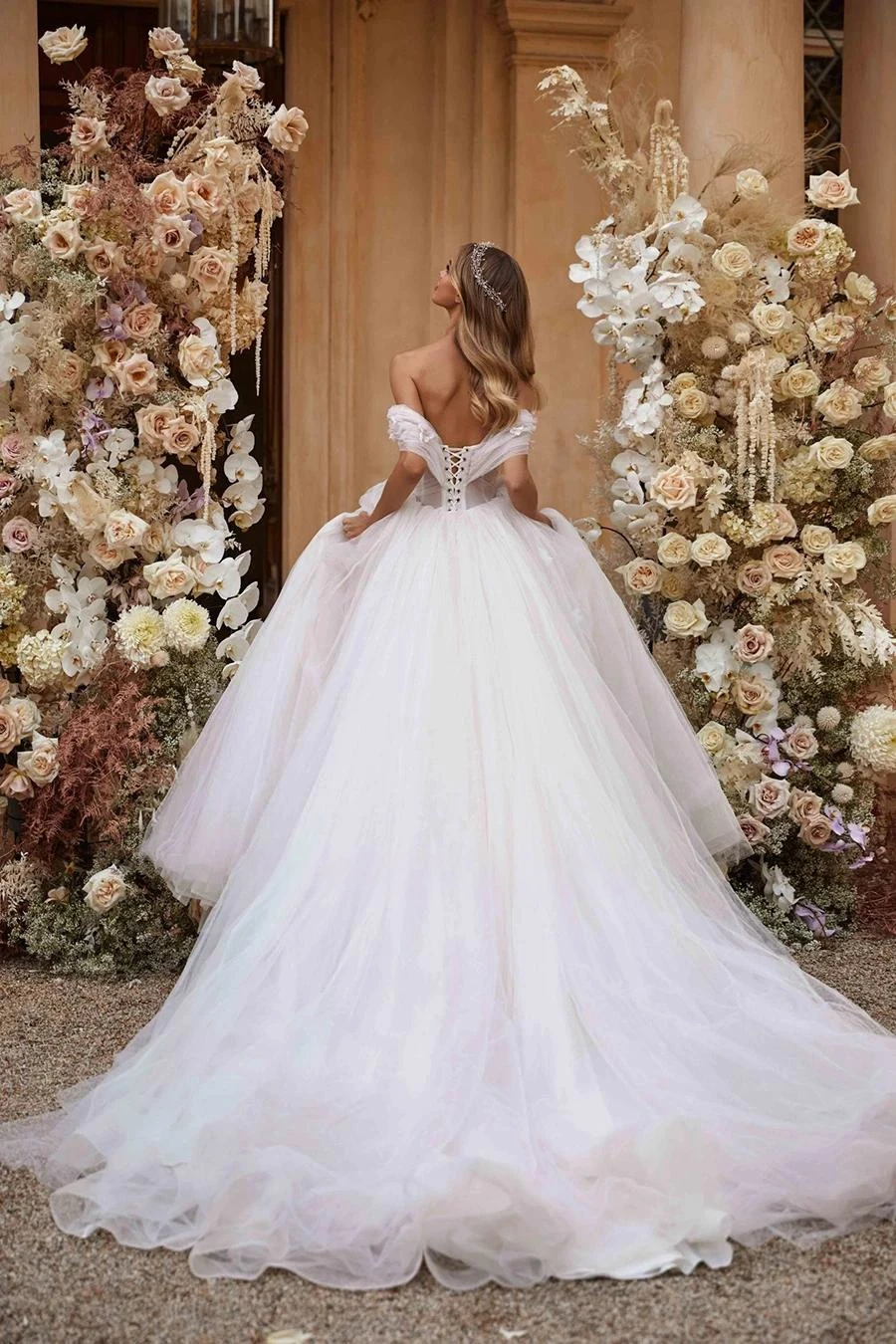 

Romantic Bride Gown Sexy Sweetheart Neck Tulle Illusion 3D Flower Wedding Dresses for Women Customize To Measures Robe De Mar