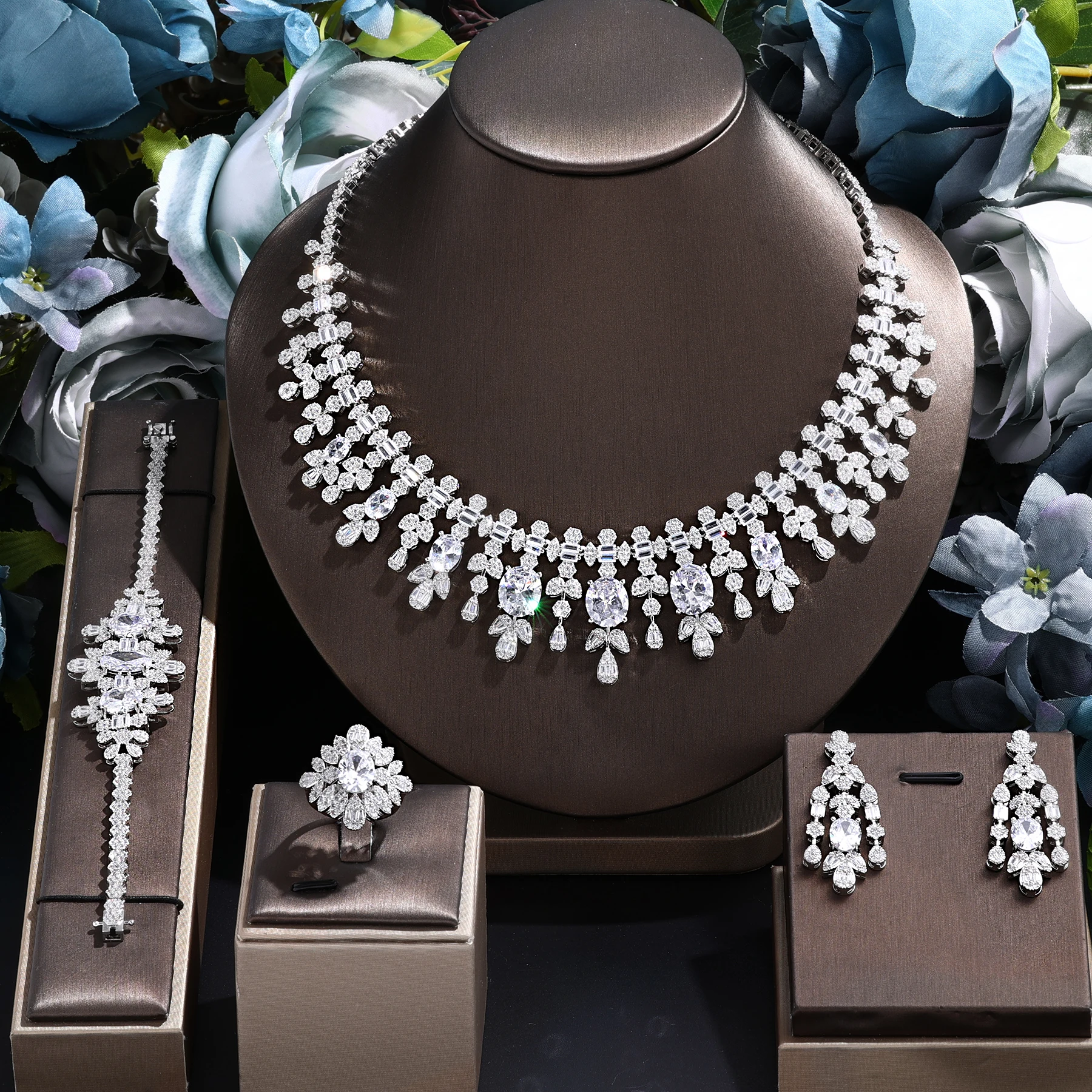 Luxury CZ Fringe Necklace 4 Pieces Jewelry for Women Cubic Zircon Africa Dubai Bridal Jewelry Sets Wedding Accessories
Luxury CZ Fringe Necklace 4 Pieces Jewelry for Women Cubic Zircon Africa Dubai Bridal Jewelry Sets Wedding Accessories