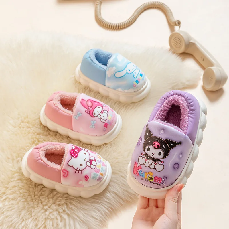 Kawaii Sanrio Children's Cotton Slippers Kuromi Cute Anime Winter Shoes Padded Warm Soft Sole Baby Non-Slip Toys for Girls Gift
Kawaii Sanrio Children's Cotton Slippers Kuromi Cute Anime Winter Shoes Padded Warm Soft Sole Baby Non-Slip Toys for Girls Gift