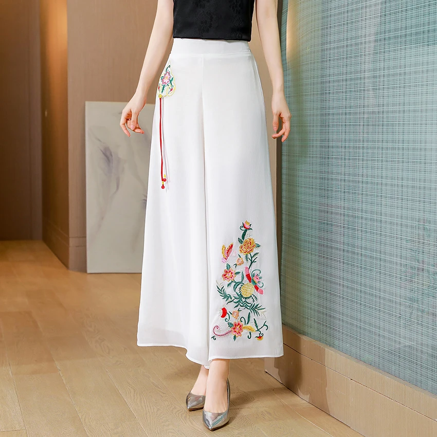 High Waist Chiffon Wide Leg Pant Women Summer Loose Casual Elegant Vintage Floral Embroidery Trousers Chinese Style Female Pants
High Waist Chiffon Wide Leg Pant Women Summer Loose Casual Elegant Vintage Floral Embroidery Trousers Chinese Style Female Pants