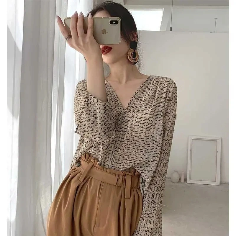Chiffon Chic Aesthetic Women's Clothing Spring Summer 2023 Vintage Casual Loose Print Women's Long Sleeve Shirt 
Chiffon Chic Aesthetic Women's Clothing Spring Summer 2023 Vintage Casual Loose Print Women's Long Sleeve Shirt