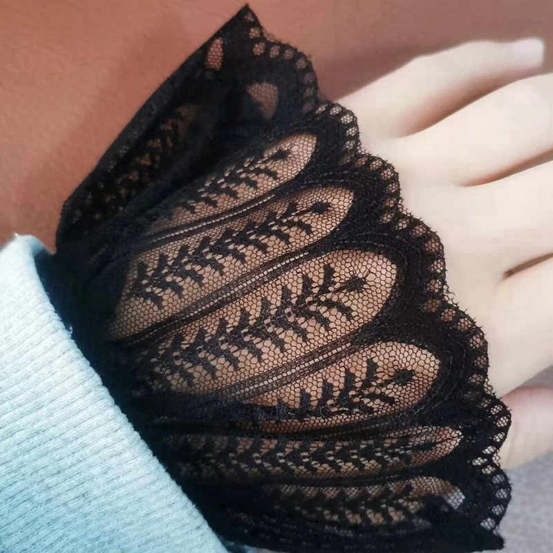 decorative cuffs for photography nails manicure decorations props detachable tull sleeves Nail Art equipment for take picture
decorative cuffs for photography nails manicure decorations props detachable tull sleeves Nail Art equipment for take picture