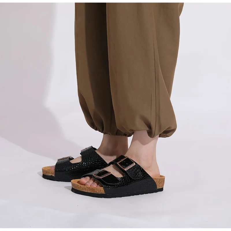 Double Buckle Sandals for Men and Women Explosive Pattern Casual Summer Walk Silp On Beach Slippers Flip Flops Sneakers Big Size
Double Buckle Sandals for Men and Women Explosive Pattern Casual Summer Walk Silp On Beach Slippers Flip Flops Sneakers Big Size