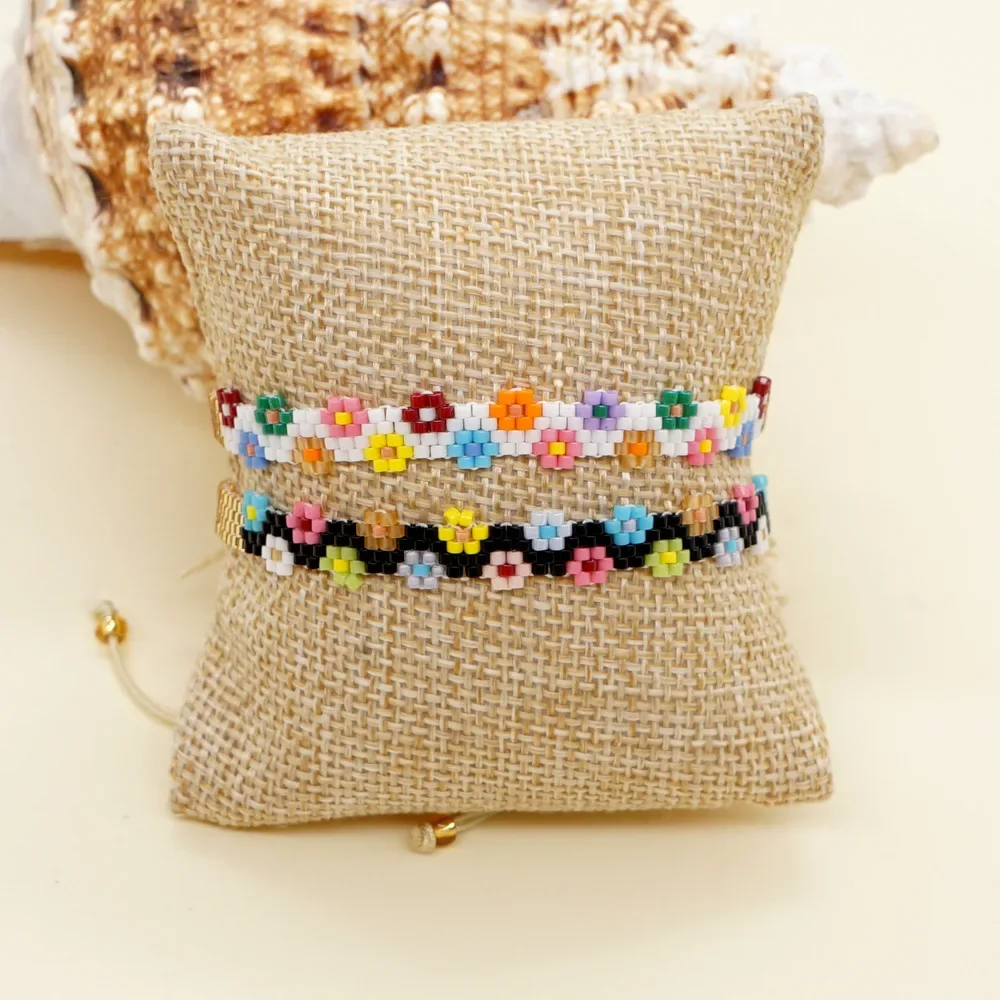 

Beaded bracelet Small daisy flowers Creative Colourful Fashion Simplicity Hand knitted Adjustable Bohemian Rice bead bracelet