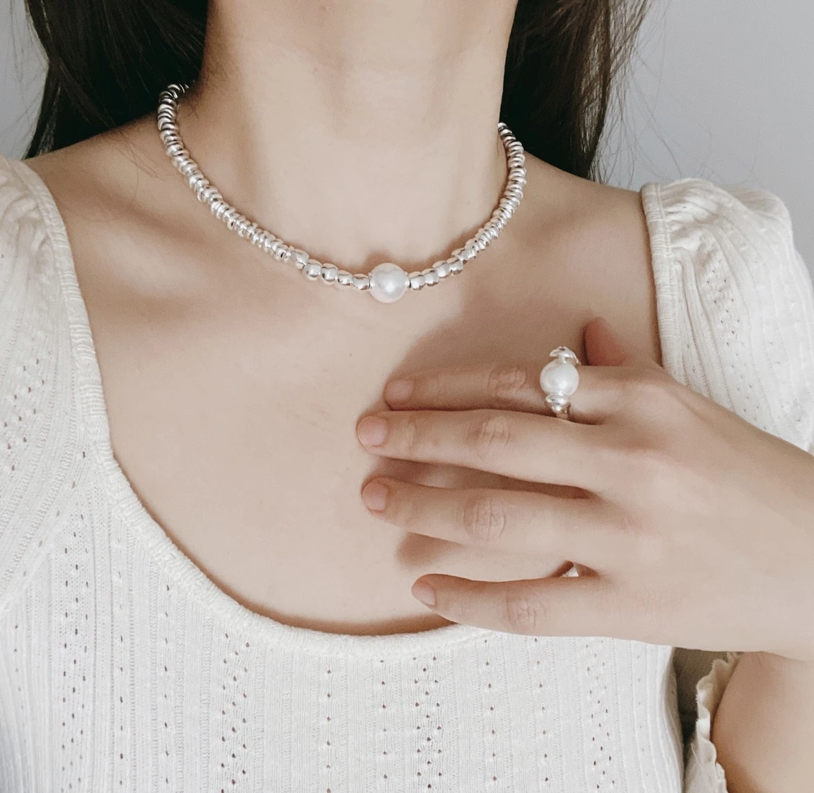 Trendy Simple Elegant Alloy Pearl Necklaces For Women Vintage Party Wedding Necklace Jewelry Christmas Gift 
Trendy Simple Elegant Alloy Pearl Necklaces For Women Vintage Party Wedding Necklace Jewelry Christmas Gift