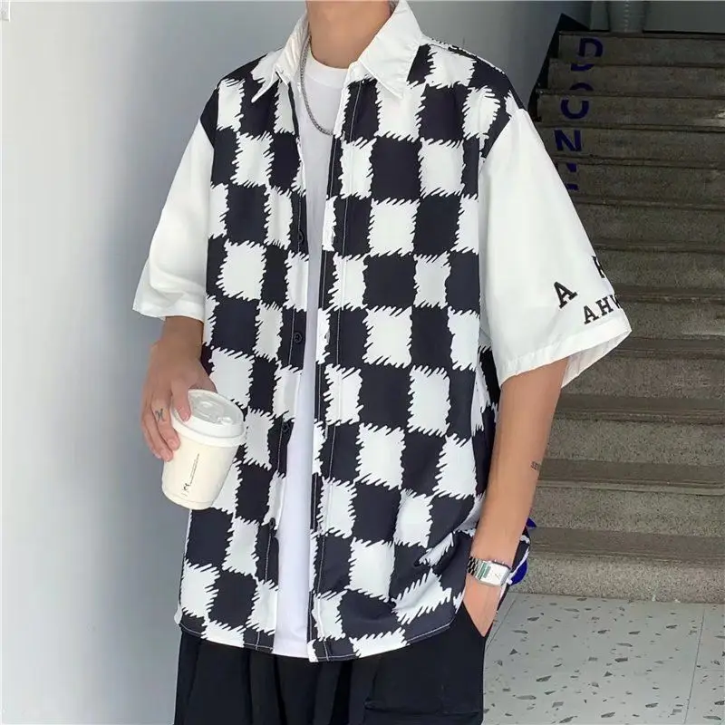 E-BAIHUI Vintage Plaid Men's Shirt Turn-down Collar Houndstooth Style Shirts for Men Short Sleeve Chic New Casual Couple's Top
E-BAIHUI Vintage Plaid Men's Shirt Turn-down Collar Houndstooth Style Shirts for Men Short Sleeve Chic New Casual Couple's Top