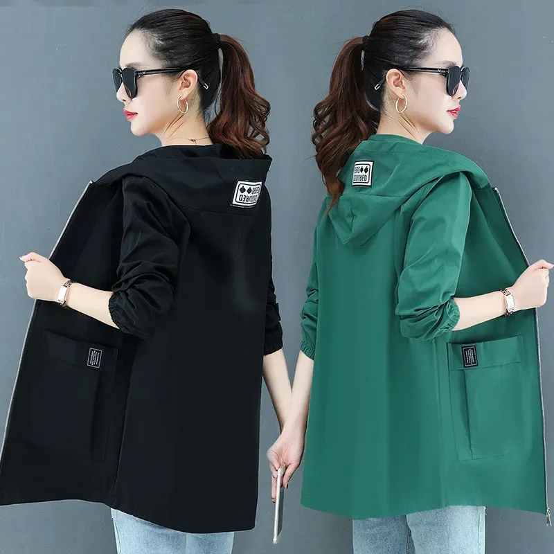 Fashionable Hooded Trench Coat For Women 2024 New Spring Autumn Coat Mid-Length Loose Casual Jacket Overcoat Female
Fashionable Hooded Trench Coat For Women 2024 New Spring Autumn Coat Mid-Length Loose Casual Jacket Overcoat Female