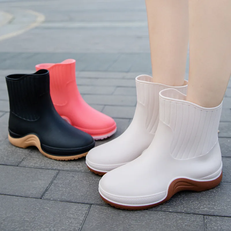 

Winter Woman Warm Rain Shoes Rubber Boots Female Warmed Galoshes with Fur Ankle Rainboots Waterproof Garden Water Boots Footwear