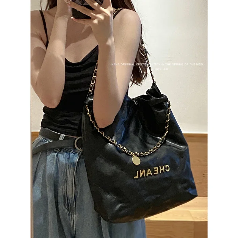 Women Hand Bag Designers Luxury Handbags Soft PU Leather Women Shoulder Bags Fashion Brand Letter Sac Bandoulière Luxury Bag
Women Hand Bag Designers Luxury Handbags Soft PU Leather Women Shoulder Bags Fashion Brand Letter Sac Bandoulière Luxury Bag