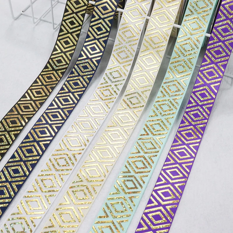 1'' 25mm Laser Gold Foil Diamond Rhombus Printed Polyester Single Face Satin Ribbon For Gift Packing DIY Sewing Accessories
1'' 25mm Laser Gold Foil Diamond Rhombus Printed Polyester Single Face Satin Ribbon For Gift Packing DIY Sewing Accessories
