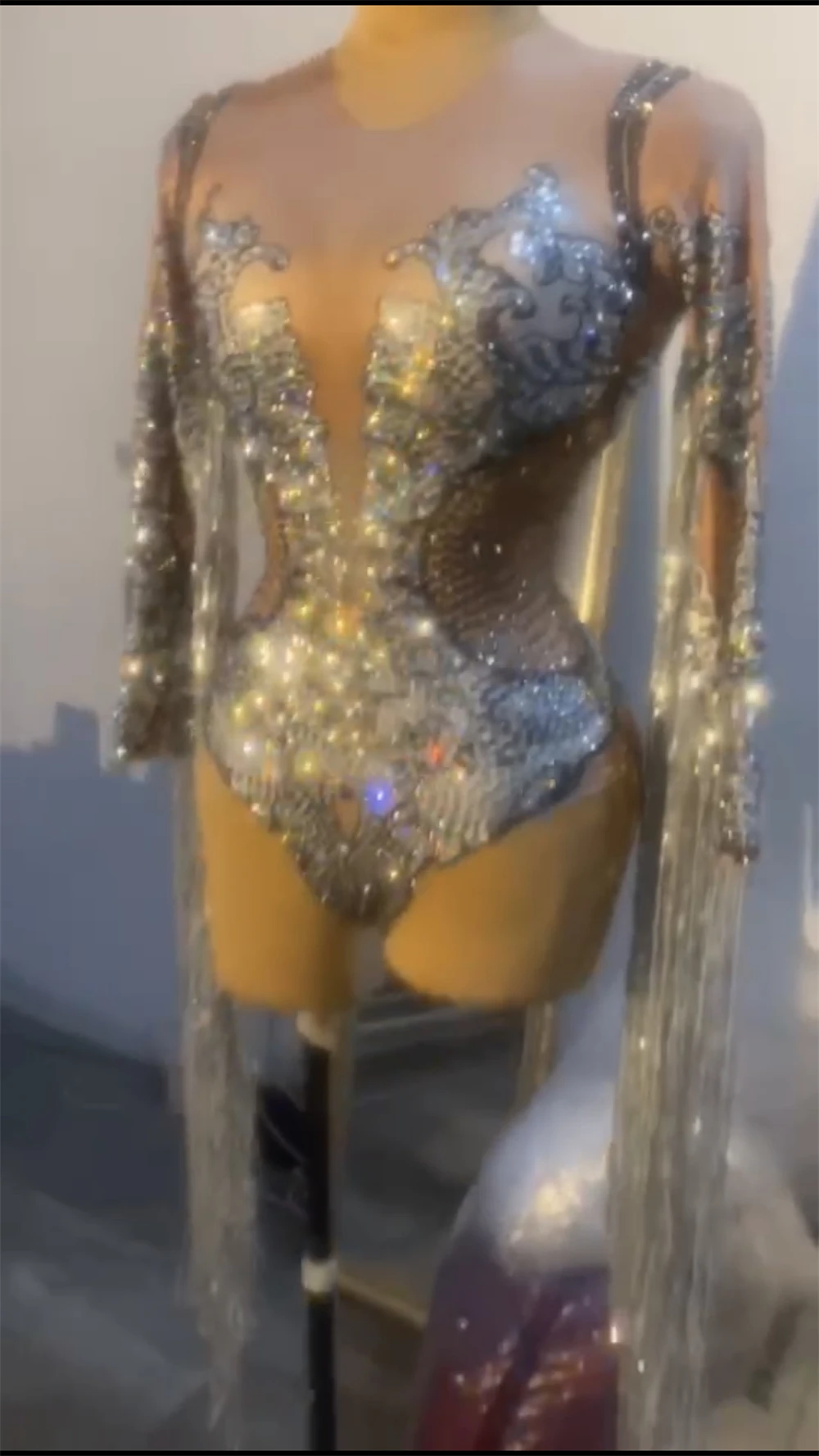 Shining Sparkly Crystal Rhinestones Tassel Sexy Leotard Women Bodysuit Prom Stage Dance Costume Nightclub Bar DJ Clothing
Shining Sparkly Crystal Rhinestones Tassel Sexy Leotard Women Bodysuit Prom Stage Dance Costume Nightclub Bar DJ Clothing