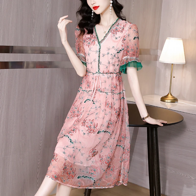 Summer Fashion Silk Mulberry Silk Printed Dress for Women 2023 New Vintage V-neck Short Sleeve Loose Fit Leisure Vacation Vestid
Summer Fashion Silk Mulberry Silk Printed Dress for Women 2023 New Vintage V-neck Short Sleeve Loose Fit Leisure Vacation Vestid