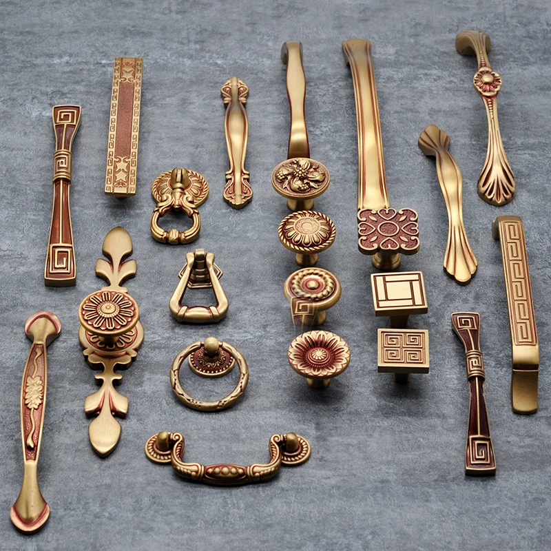 Retro 10PCS Pure Brass Antique Furniture Pulls Handles Drawer Knobs Cupboard Wardrobe Kitchen Shoe TV Wine Cabinet Pulls Handles
Retro 10PCS Pure Brass Antique Furniture Pulls Handles Drawer Knobs Cupboard Wardrobe Kitchen Shoe TV Wine Cabinet Pulls Handles