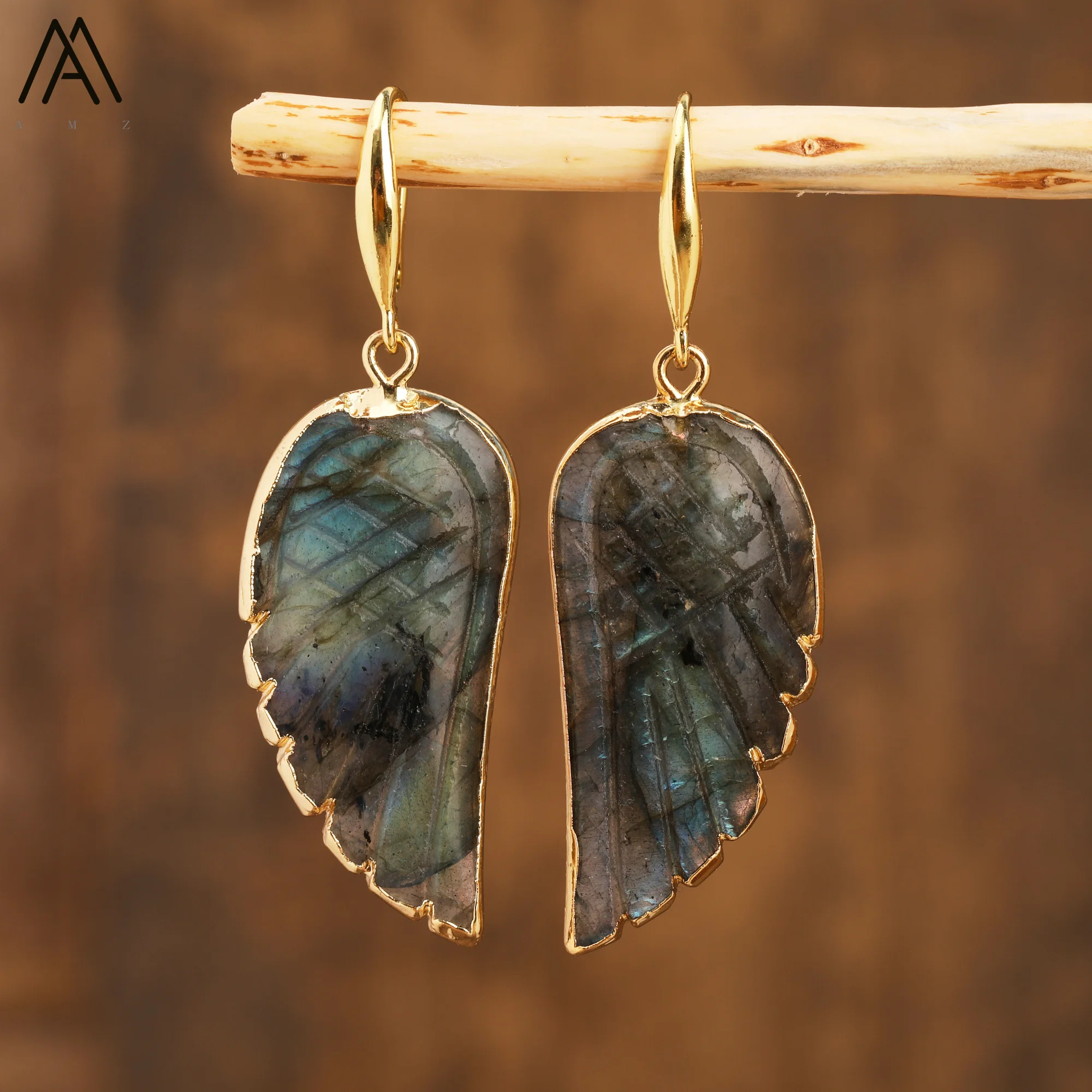Luxury Flash Labradorite Angel Wings Dangle Earrings Women Rainbow Fluorite Hook Earrings Elegant Party Wedding Jewelry Gifts
Luxury Flash Labradorite Angel Wings Dangle Earrings Women Rainbow Fluorite Hook Earrings Elegant Party Wedding Jewelry Gifts