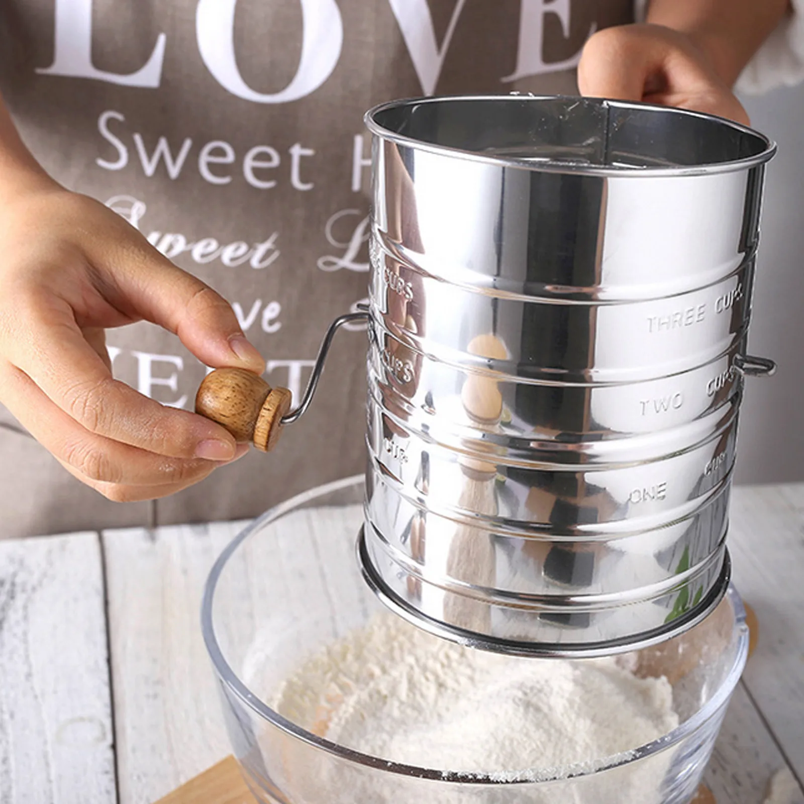 Behogar Flour Sifter 3-Cup Single-Layer Stainless Steel Hand Crank Flour Icing Sugar Powder Sifter for Home Kitchen Baking Tool
Behogar Flour Sifter 3-Cup Single-Layer Stainless Steel Hand Crank Flour Icing Sugar Powder Sifter for Home Kitchen Baking Tool