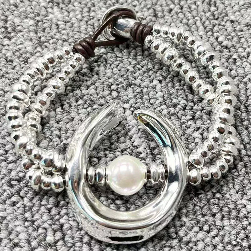 2022 New UNOde50 Fashion Electroplated 925 Silver Exquisite Fashion Fashion Women's Festival Bracelet Gift
2022 New UNOde50 Fashion Electroplated 925 Silver Exquisite Fashion Fashion Women's Festival Bracelet Gift