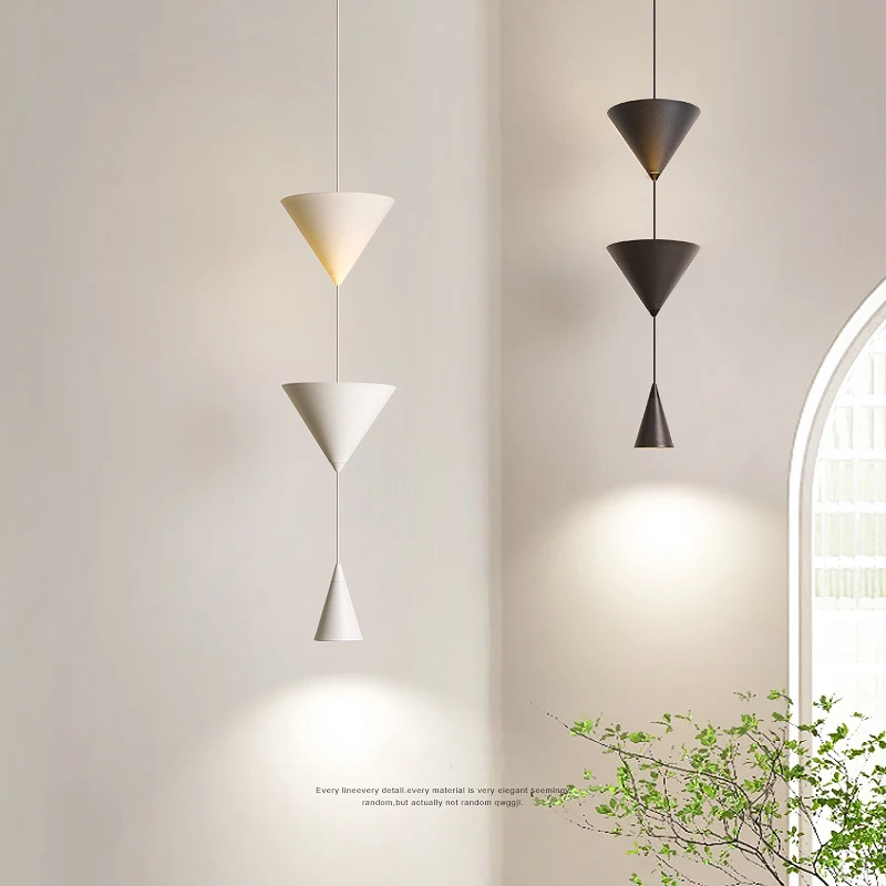 Simple Modern Bedroom Bedside Pendant Lamp Cone Design White Black LED Hanging Chandelier Light for Indoor Living Room Bar 220V
Simple Modern Bedroom Bedside Pendant Lamp Cone Design White Black LED Hanging Chandelier Light for Indoor Living Room Bar 220V