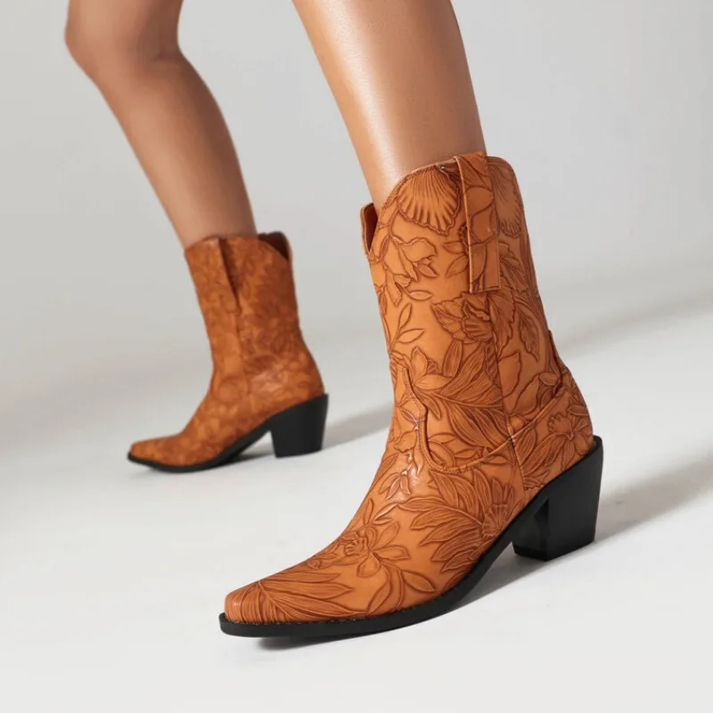Vintage Brown Embroidery Short Boots Women Leather Printed Western Cowboy Boots Autumn Winter Pointed Toe Casual Ankle Boots
Vintage Brown Embroidery Short Boots Women Leather Printed Western Cowboy Boots Autumn Winter Pointed Toe Casual Ankle Boots