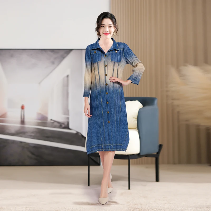 2024 New Miyake Pleated Women Summer Spring New Fashion Imitation Denim COlor Reverse Long Sleeve Sinlge Breasted Elegant Dresse
2024 New Miyake Pleated Women Summer Spring New Fashion Imitation Denim COlor Reverse Long Sleeve Sinlge Breasted Elegant Dresse