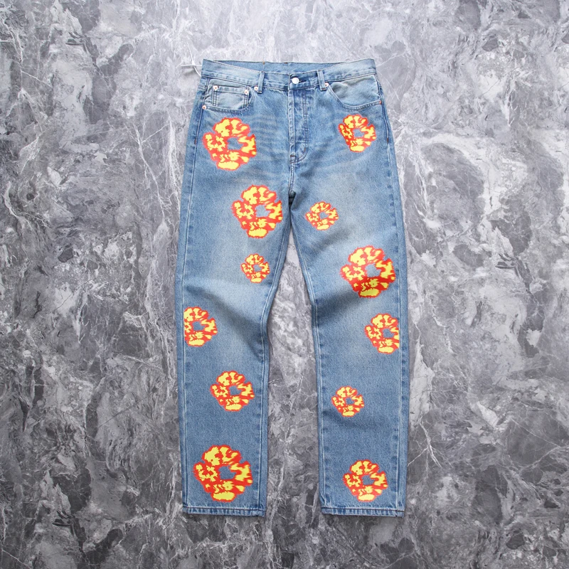 

Men Women Street Fashion Denim Tears Pants Flame Wreath Printing Classic Do Old Washed Jean Long Trousers