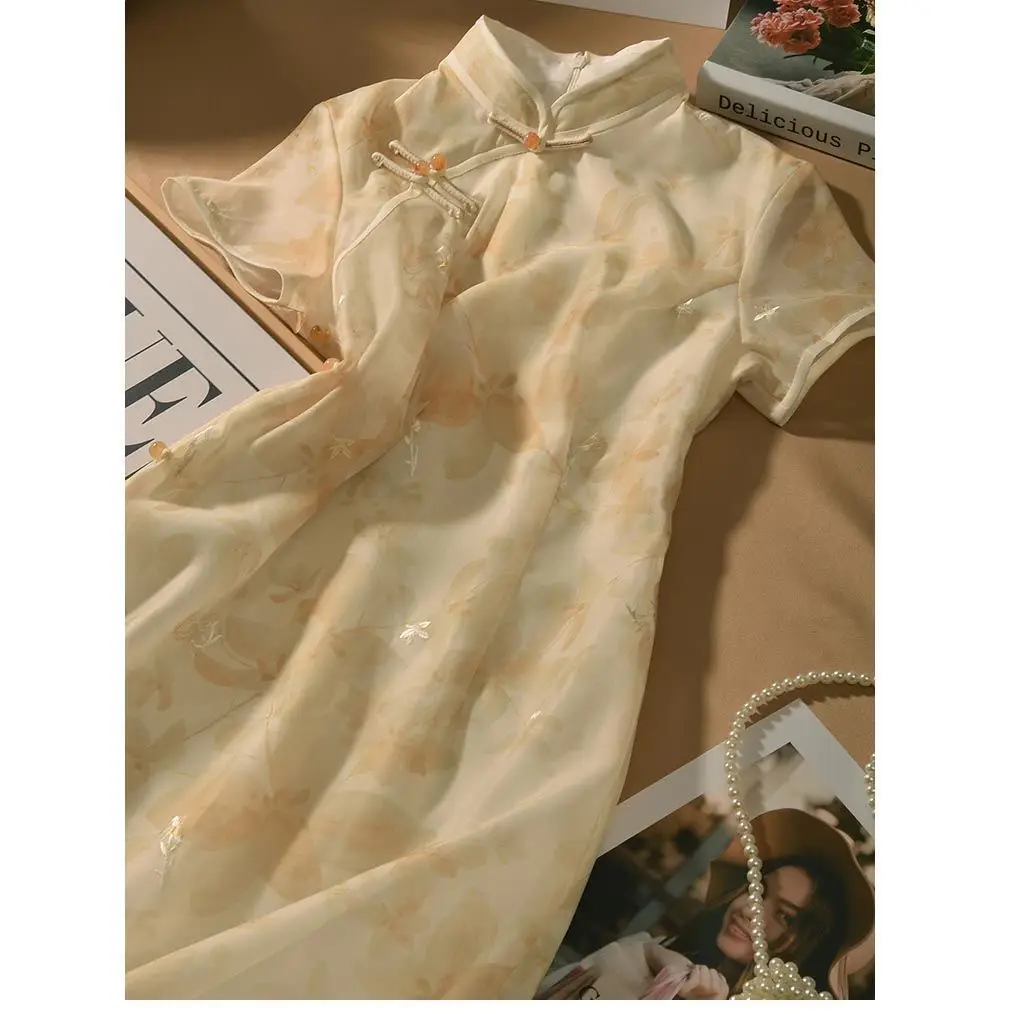 Elegant Qipao High-end Cheongsam Summer Fashion Casual Age-reducing Shorts Two-piece Set Chinese Dress Woman Traditional Dress
Elegant Qipao High-end Cheongsam Summer Fashion Casual Age-reducing Shorts Two-piece Set Chinese Dress Woman Traditional Dress