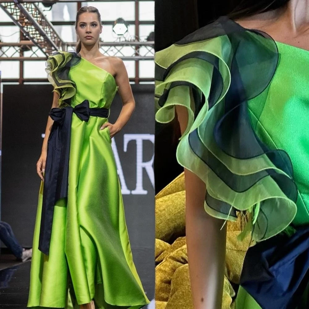 Prom Dresses with Slit Fashion Asymmetrical One-Shoulder Shaeah Party Dress Floor Length Belt Bows Satin Formal Evening Gowns
Prom Dresses with Slit Fashion Asymmetrical One-Shoulder Shaeah Party Dress Floor Length Belt Bows Satin Formal Evening Gowns