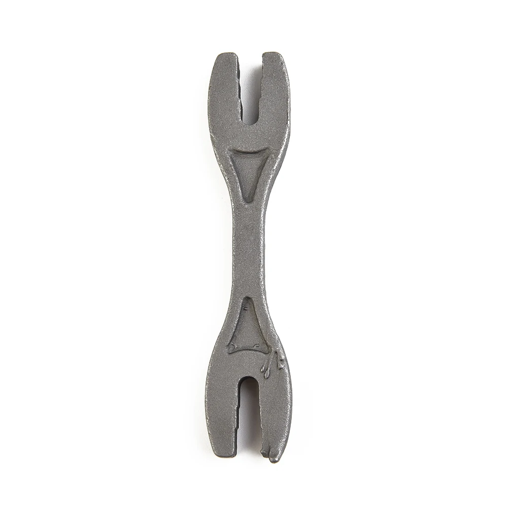 6 In 1 1x Spoke Wrench Universal 10.5x2.2x0.9cm 4.13x0.86x0.35in Black For Bicycle For Machinery For Motorcycle Durable
6 In 1 1x Spoke Wrench Universal 10.5x2.2x0.9cm 4.13x0.86x0.35in Black For Bicycle For Machinery For Motorcycle Durable