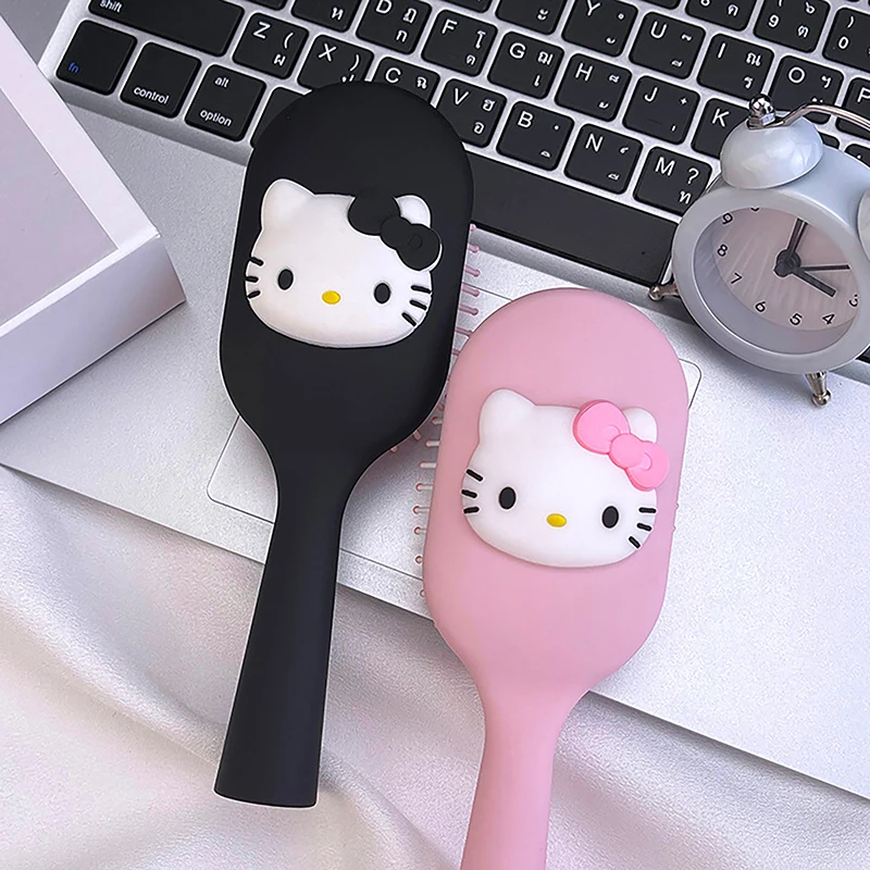 Модный ручной массажный гребень с подушкой безопасности Hello Kitty Sanrio аниме коричная кожа Портативные подарки гребни
Модный ручной массажный гребень с подушкой безопасности Hello Kitty Sanrio аниме коричная кожа Портативные подарки гребни