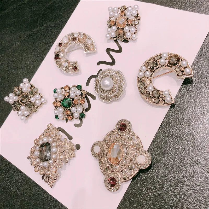 Vintage Pearl Rhinestone Geometric Women's Brooch Badges Pins for Gir Coat Broches Para Ropa Mujer Handmade Fashion Jewelry |