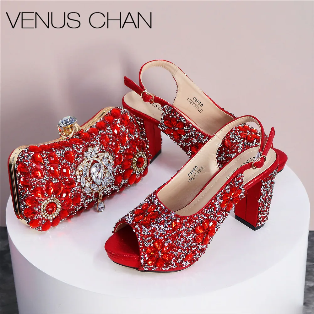 Hot Selling Red Color Ladies Peep Toe with Crystal Design Sandal with Bag Set For Women Wedding Party Pump
Hot Selling Red Color Ladies Peep Toe with Crystal Design Sandal with Bag Set For Women Wedding Party Pump