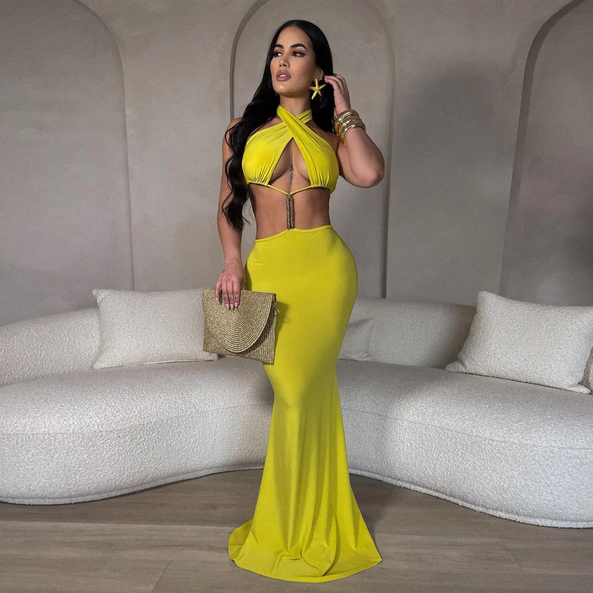 2024 Summer Elegant Solid Sexy Hollow Out Backless Long Dress Women Halter Bandage Sleeveless Spicy Girls Robes Lady Party Gowns
2024 Summer Elegant Solid Sexy Hollow Out Backless Long Dress Women Halter Bandage Sleeveless Spicy Girls Robes Lady Party Gowns