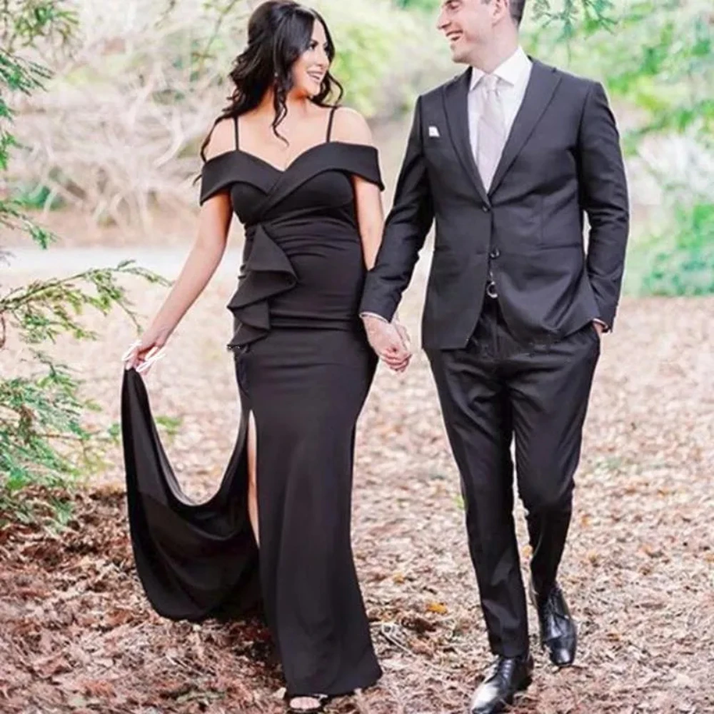 New Sexy Black Mermaid Prom Dresses Spaghetti Straps Side Split Ruffles Long Off Shoulder Evening Party Gowns Vestidos De Feista
New Sexy Black Mermaid Prom Dresses Spaghetti Straps Side Split Ruffles Long Off Shoulder Evening Party Gowns Vestidos De Feista