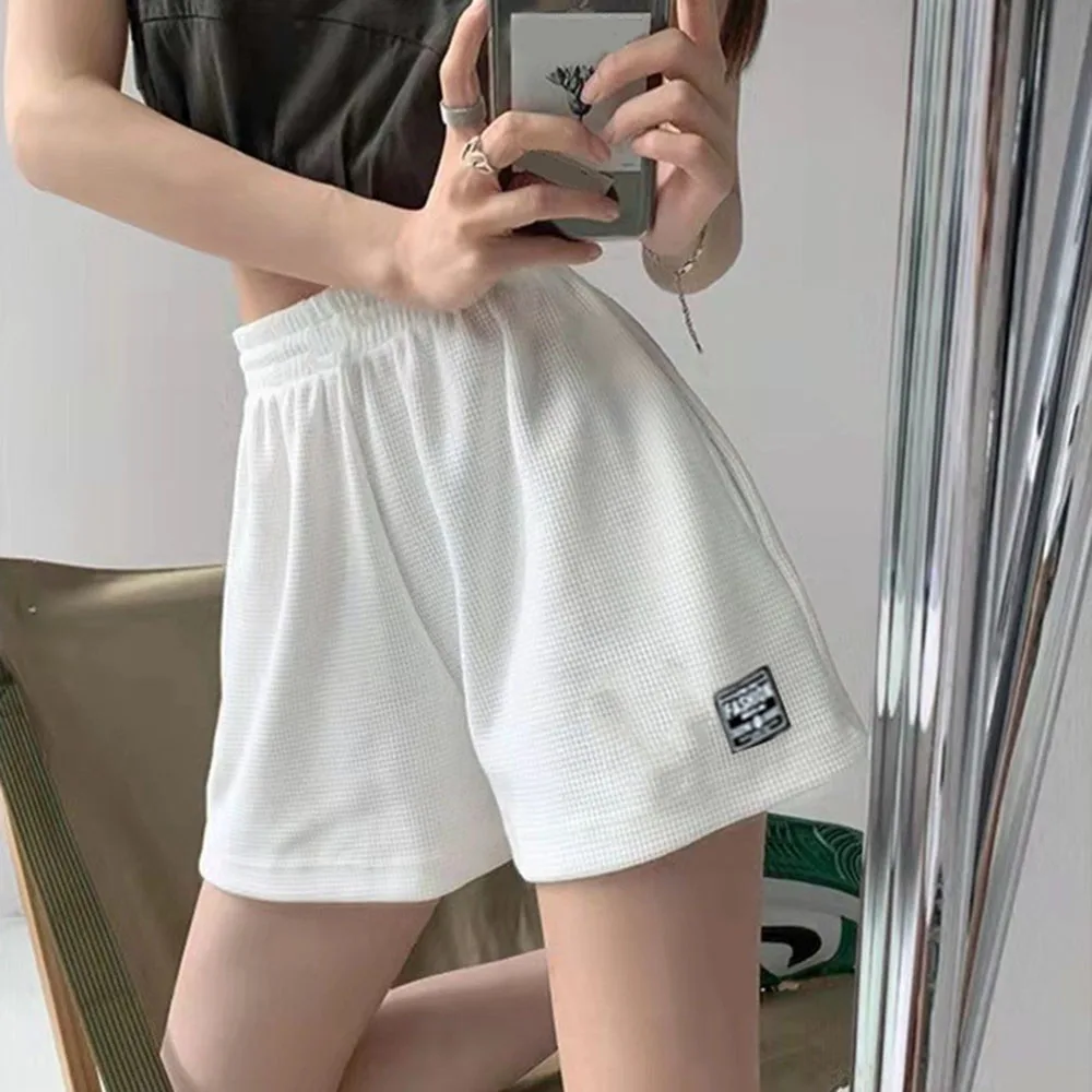 New Waffle Plaid Women shorts Summer Casual Two Pockets Short Pants elastic High waist Loose shorts Girls Basic Sports Shorts
New Waffle Plaid Women shorts Summer Casual Two Pockets Short Pants elastic High waist Loose shorts Girls Basic Sports Shorts