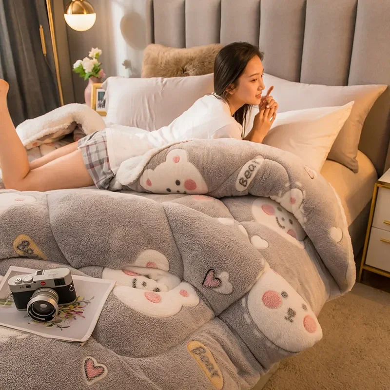 Super Warm Lamb quilt winter blanket 5kg double-sided velvet quilt thickened warm autumn spring plush comforter core
Super Warm Lamb quilt winter blanket 5kg double-sided velvet quilt thickened warm autumn spring plush comforter core