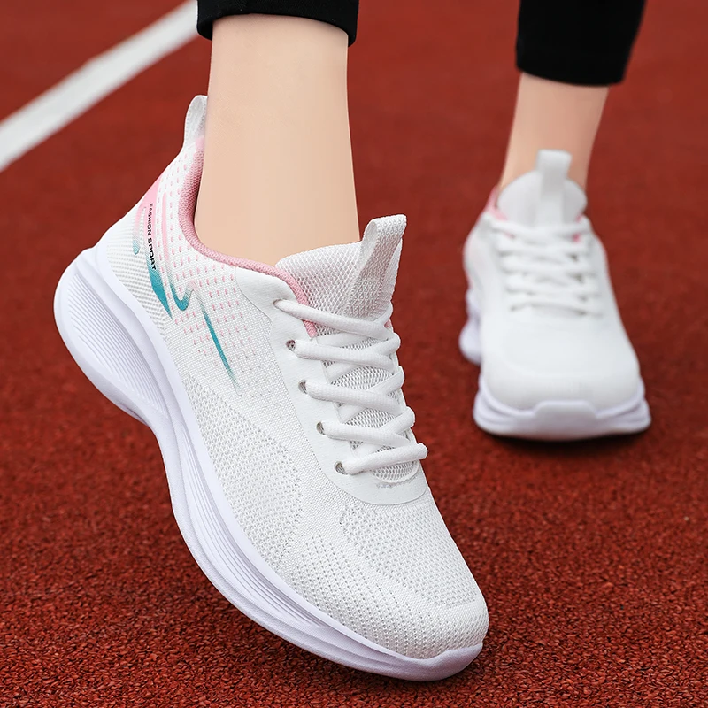 

Легкие Женские беговые кроссовки, дышащая женская прогулочная обувь, уличная мягкая женская повседневная обувь на платформе, теннисная нескользящая обувь, 2023