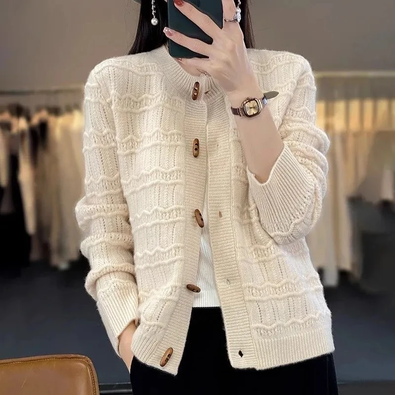 Autumn Winter Female Cardigan Sweater Coat Korean Round Neck Knitwear Tops Jacket Ladies Fashion Cardigans Knitwear Outerwear
Autumn Winter Female Cardigan Sweater Coat Korean Round Neck Knitwear Tops Jacket Ladies Fashion Cardigans Knitwear Outerwear