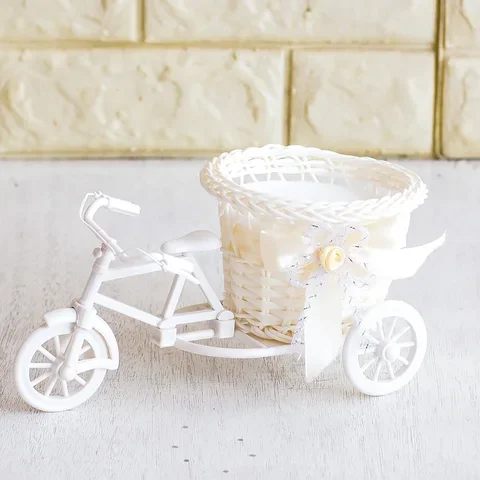 

Bicycle Shape Flower Basket Garden Decor Rattan Weaving White Tricycle Bike Design Flower Basket Storage Party Decoration Pots