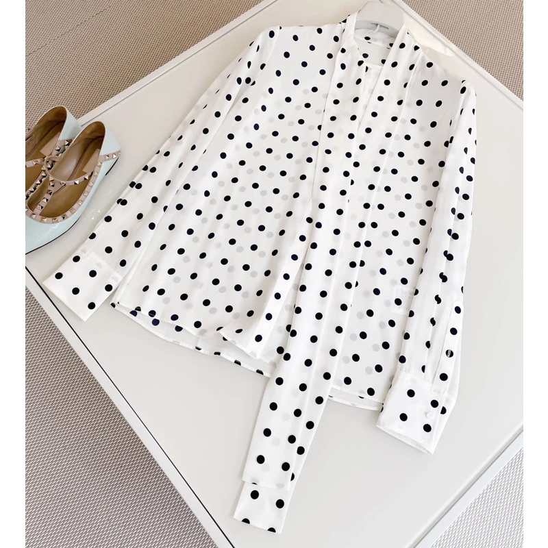 10.26 Vintage Polka Dot Fashion Elegant Bow Collar Long Sleeve Silk Shirt Women
10.26 Vintage Polka Dot Fashion Elegant Bow Collar Long Sleeve Silk Shirt Women