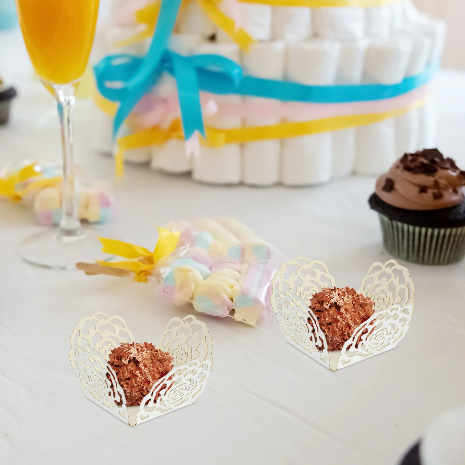 Chocolate Truffle Wrappers Trays Muffins Chocolate Snacks Paper Liner Candy Cups Wedding Party Decoration
Chocolate Truffle Wrappers Trays Muffins Chocolate Snacks Paper Liner Candy Cups Wedding Party Decoration