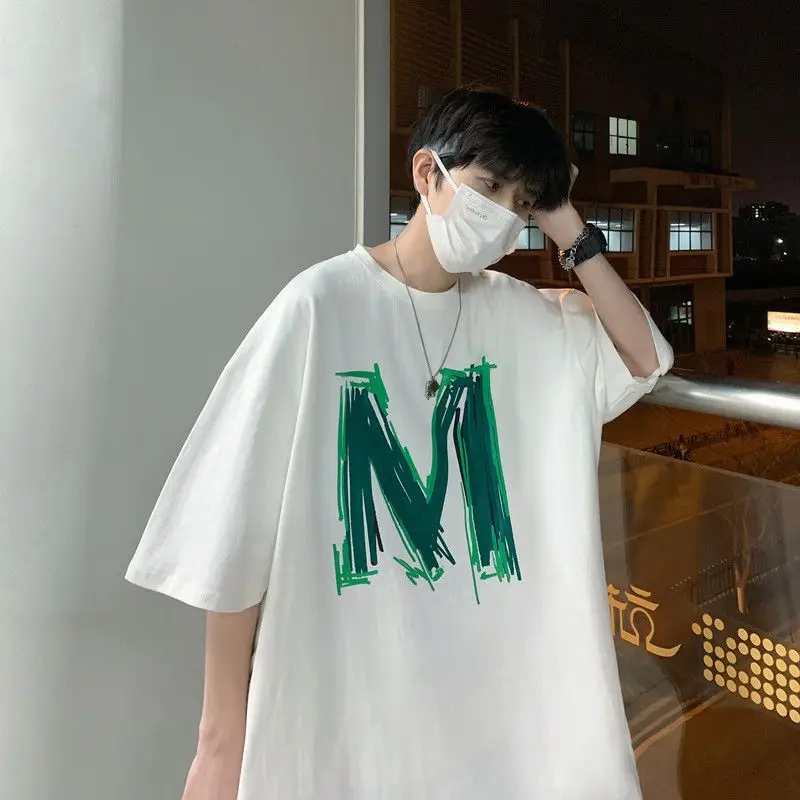 Korean retro M letter printed short-sleeved T-shirt for men summer fashion brand loose versatile and handsome college style top
Korean retro M letter printed short-sleeved T-shirt for men summer fashion brand loose versatile and handsome college style top