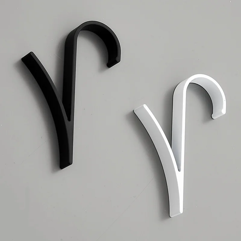 1PCS Creative Multifunctional Hook Space Aluminum Radiator Cabinet Door Rear Hook Bathroom Towel Small Hook Home Accessories
1PCS Creative Multifunctional Hook Space Aluminum Radiator Cabinet Door Rear Hook Bathroom Towel Small Hook Home Accessories