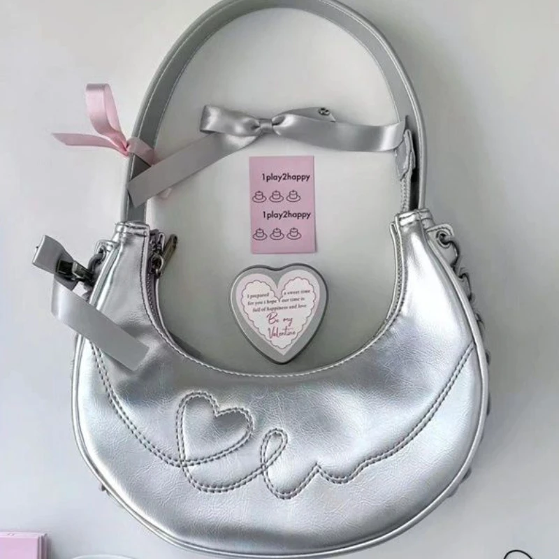 Xiuya Sweet Cool Shoulder Bag for Women Silver Pu Leather Heart Prints Handbag New Fashion Cute Luxury Designers Underarm Bag
Xiuya Sweet Cool Shoulder Bag for Women Silver Pu Leather Heart Prints Handbag New Fashion Cute Luxury Designers Underarm Bag