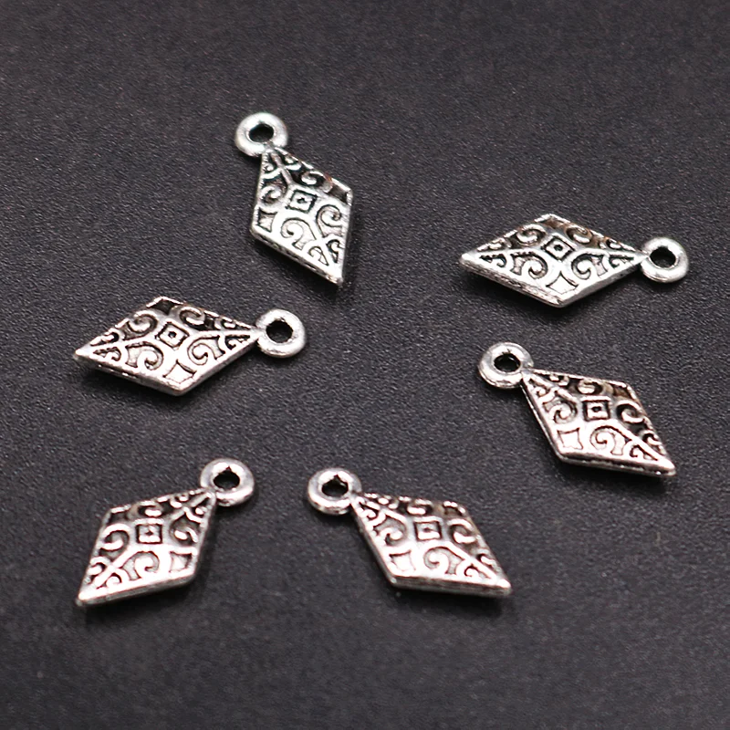 40pcs Silver Plated Retro 3D Rhombus Earrings Pendant DIY Charms For Jewelry Crafts Making 17*8mm P2227
40pcs Silver Plated Retro 3D Rhombus Earrings Pendant DIY Charms For Jewelry Crafts Making 17*8mm P2227