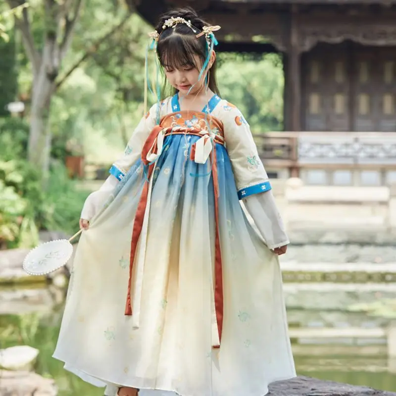 Демисезонное детское платье Hanfu для девочек с вышивкой в старинном стиле, длина груди, юбка в китайском стиле, супер неувядающее платье
Демисезонное детское платье Hanfu для девочек с вышивкой в старинном стиле, длина груди, юбка в китайском стиле, супер неувядающее платье