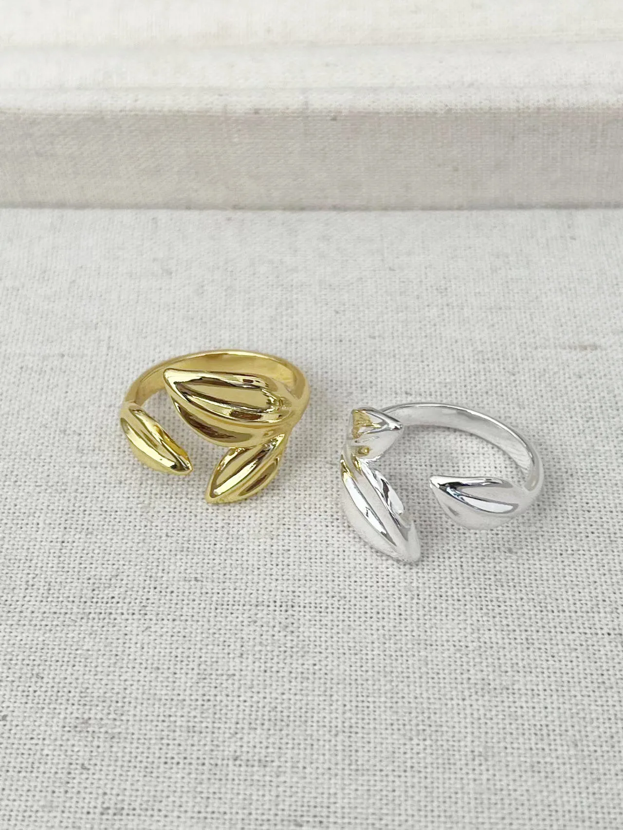 YS 2023 UNode50 Hot Selling European and American High Quality Exquisite Women's Ring Romantic Holiday Jewelry Gift Pack
YS 2023 UNode50 Hot Selling European and American High Quality Exquisite Women's Ring Romantic Holiday Jewelry Gift Pack