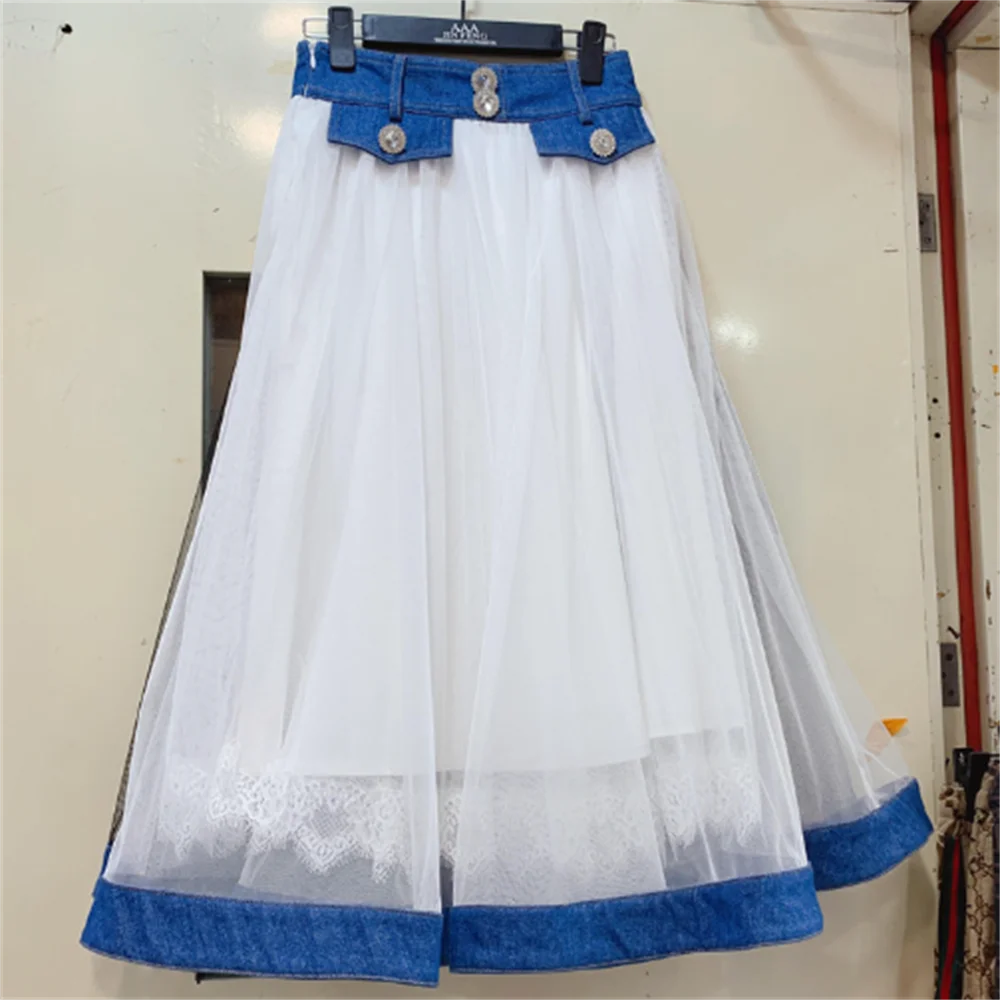 Женская длинная джинсовая юбка с высокой талией и вышивкой 
Женская длинная джинсовая юбка с высокой талией и вышивкой